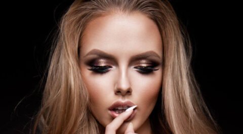 gallery_img_22 Model with natural lash tint results – Lash tinting service in Bothell WA at LashLuv Beauty Bar